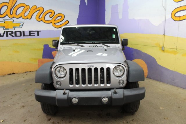 Used 2016 Jeep Wrangler Sport AWD/4WD image 3