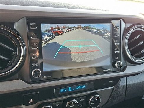 Certified 2023 Toyota Tacoma TRD Off-Road image 17