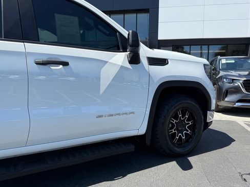 Used 2023 GMC Sierra 1500 Pro w/ Pro Value Package RWD image 11