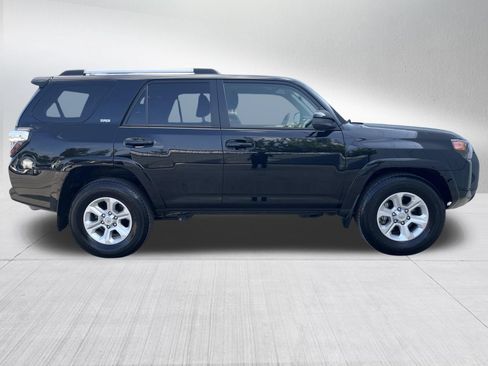 Used 2024 Toyota 4Runner SR5 RWD image 5