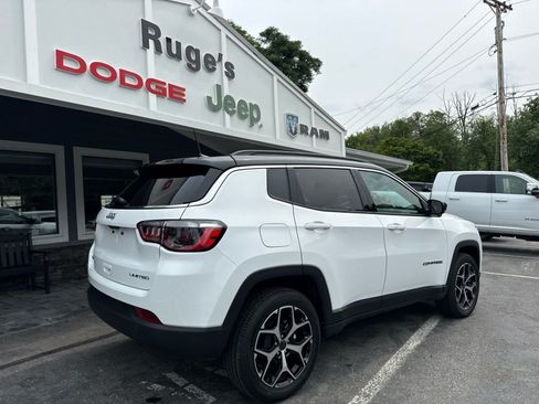 New 2026 Jeep Compass Limited AWD/4WD image 3