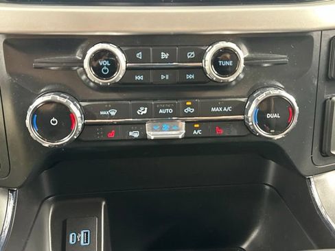 Used 2022 Ford F150 XLT w/ Equipment Group 302A High AWD/4WD image 19