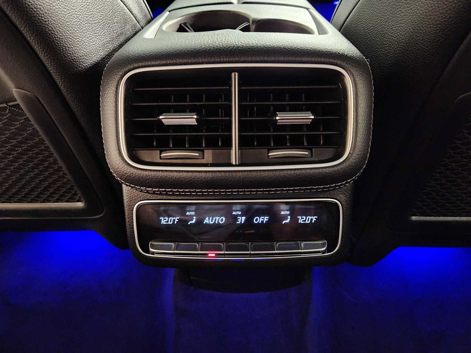 Used 2026 Mercedes-Benz GLS 450 4MATIC image 31