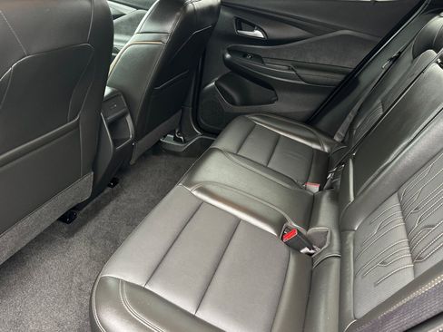 Used 2024 Buick Envista Avenir image 12