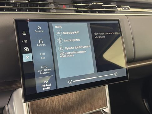 New 2026 Land Rover Range Rover SE image 19