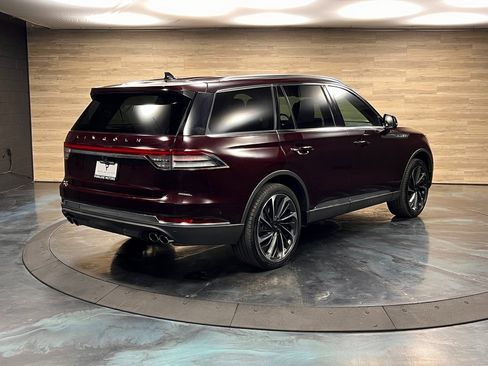 Used 2024 Lincoln Aviator Reserve w/ Equipment Group 201A image 10