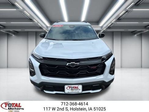 New 2026 Chevrolet Equinox RS w/ Convenience Package III AWD/4WD image 3