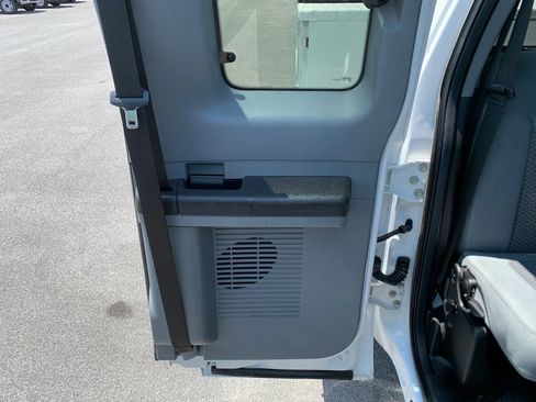 Used 2016 Ford F550 4x4 SuperCab Super Duty image 28