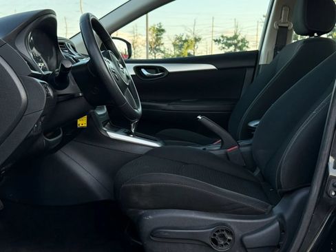 Used 2019 Nissan Sentra S FWD image 8