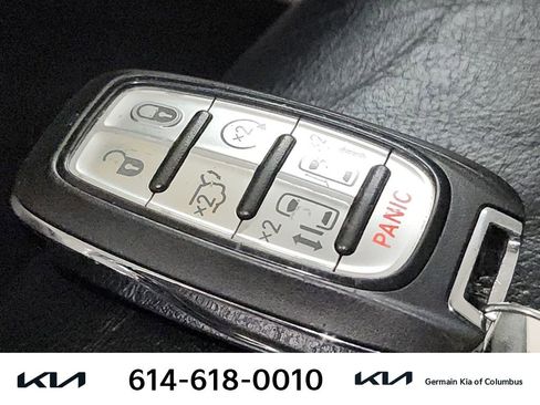 Used 2022 Chrysler Pacifica Touring-L image 33