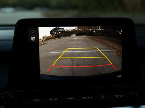 Used 2023 Kia Forte LXS w/ LXS Technology Package image 25