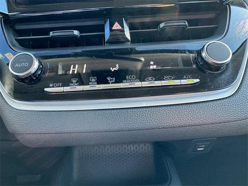 Used 2024 Toyota Corolla LE image 20