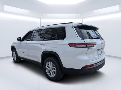 New 2026 Jeep Grand Cherokee L Laredo w/ Trailer Tow Package RWD image 5