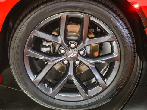 Used 2022 Dodge Charger R/T w/ Plus Group RWD image 11