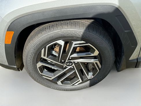 New 2026 Hyundai Tucson Limited FWD image 26