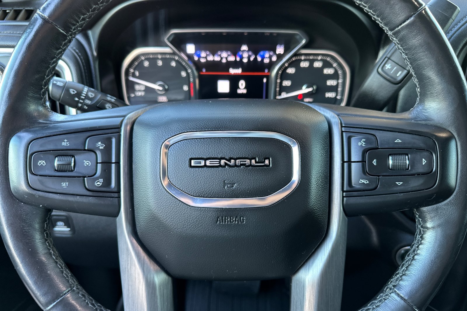 Used 2020 GMC Sierra 1500 Denali w/ Denali Ultimate Package AWD/4WD image 26