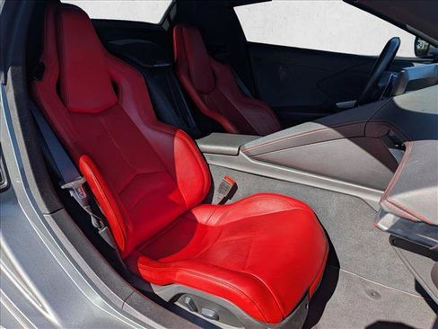 Used 2022 Chevrolet Corvette Stingray Convertible w/ 1LT RWD image 17