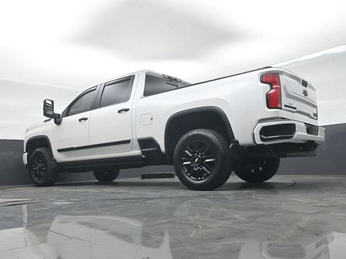 Used 2024 Chevrolet Silverado 3500 High Country w/ High Country Premium Package AWD/4WD image 51