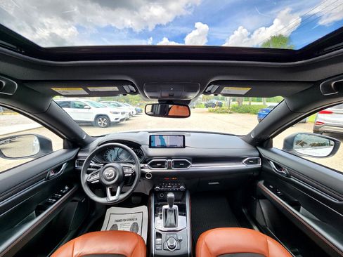 Used 2024 MAZDA CX-5 Carbon Edition image 9
