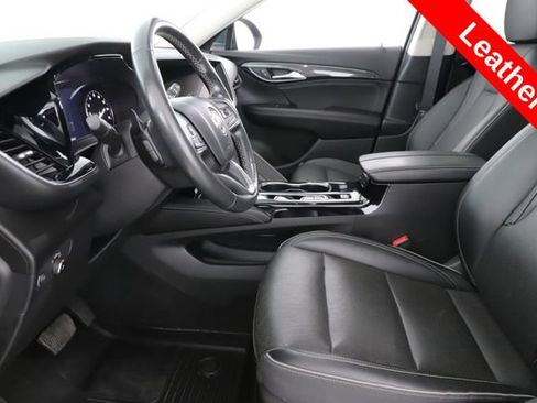 Used 2022 Buick Envision Essence w/ Safety Package FWD image 16