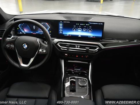 Used 2024 BMW 330i Sedan w/ Convenience Package RWD image 28