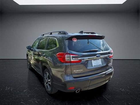 Used 2025 Subaru Ascent Limited w/ Popular Package #2 AWD/4WD image 8