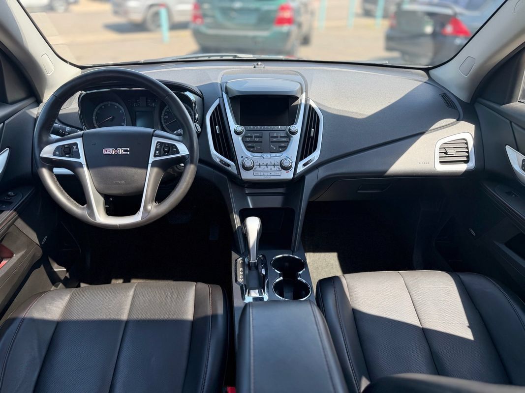 Used 2015 GMC Terrain SLT w/ Open Road Package AWD/4WD image 10