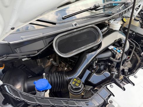 Used 2019 Ford Transit 350 XLT RWD image 26