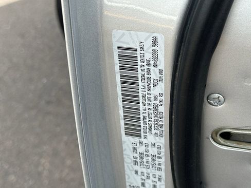 Used 2017 RAM 3500 Tradesman w/ Chrome Appearance Group image 26