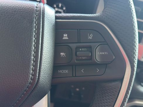 New 2026 Toyota Tundra Limited AWD/4WD image 17