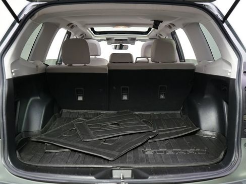Used 2018 Subaru Forester 2.5i Premium AWD/4WD image 19