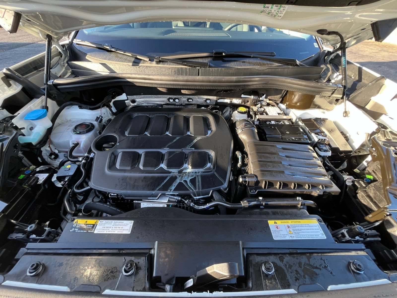 Used 2026 Volkswagen Tiguan SE AWD/4WD image 33