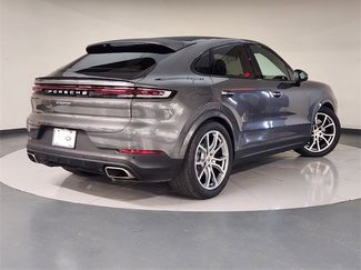Used 2024 Porsche Cayenne Coupe video 2