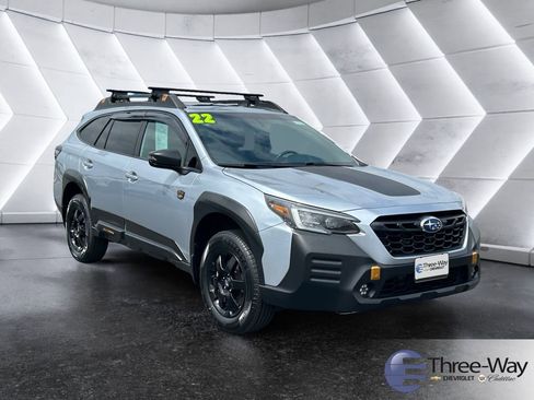 Used 2022 Subaru Outback Wilderness AWD/4WD image 7