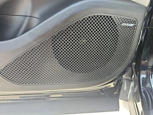 Used 2025 Hyundai Tucson Limited AWD/4WD image 14