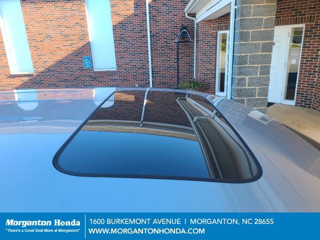 Used 2017 Honda Pilot EX-L image 10