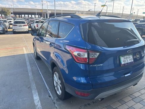 Used 2018 Ford Escape SEL image 4