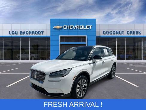 Used 2022 Lincoln Corsair Reserve w/ Equipment Group 201A image 4