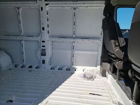 New 2025 RAM ProMaster 3500 w/ Quick Order Package 22G SLT image 16