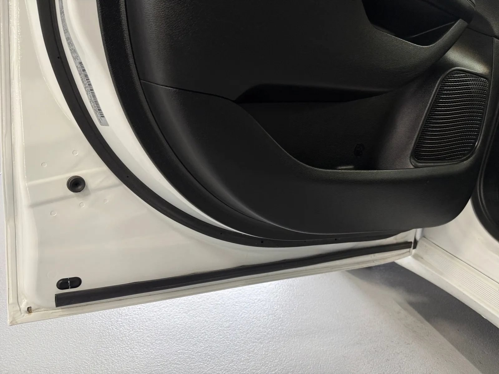 Used 2018 Chrysler Pacifica Touring-L Plus w/ Advanced Safetytec Group FWD image 38