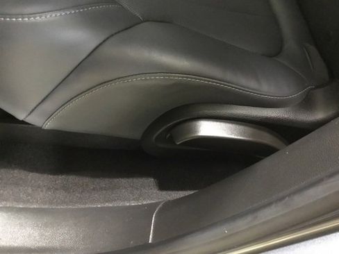 Used 2019 Buick Envision Essence image 43