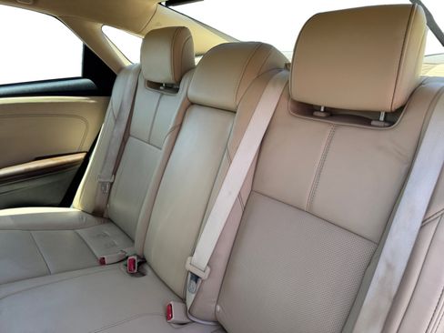 Used 2014 Toyota Avalon Limited w/ Technology Package FWD image 16