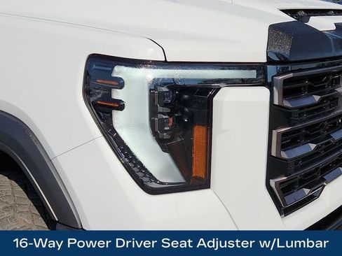 Used 2025 GMC Sierra 2500 AT4X AWD/4WD image 11
