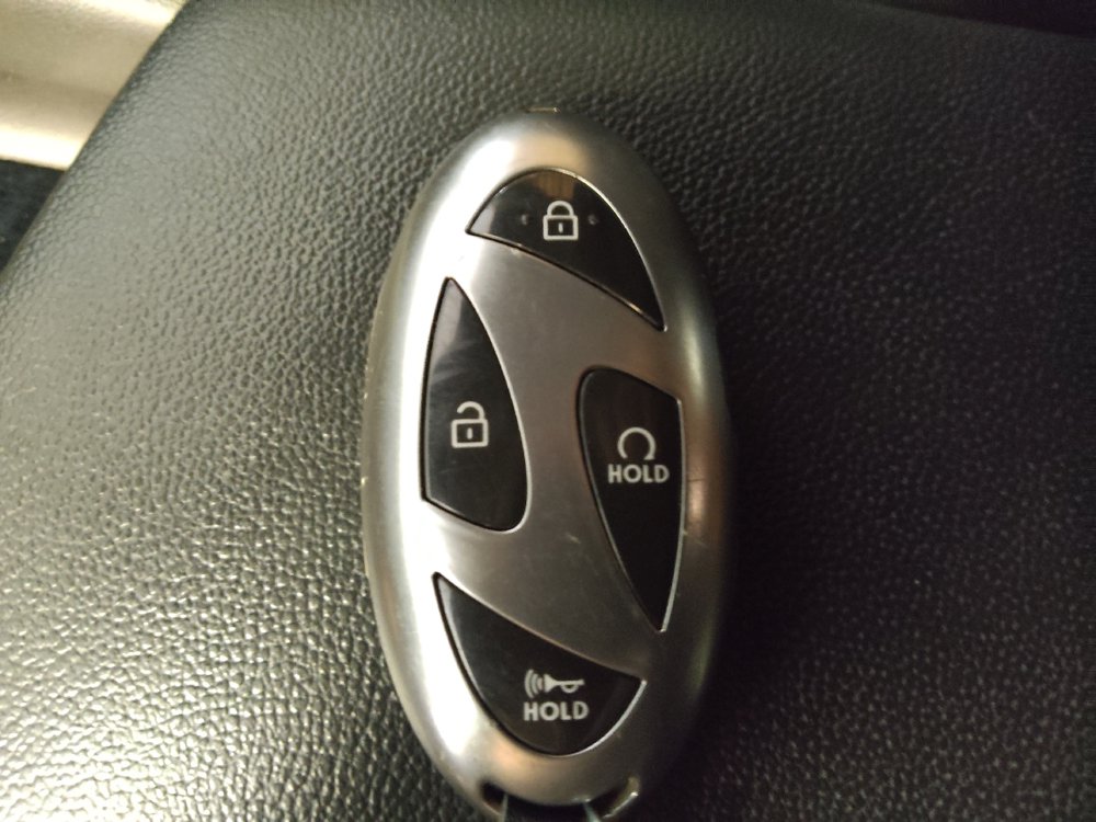 Used 2024 Hyundai Elantra Blue FWD image 32