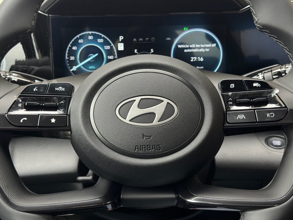 New 2025 Hyundai Elantra SEL FWD image 6