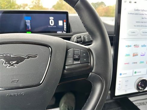 Used 2021 Ford Mustang Mach-E Select image 22
