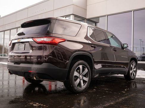 Used 2018 Chevrolet Traverse LT image 7