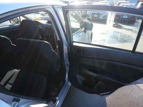 Used 2012 Subaru Impreza 2.0i image 28