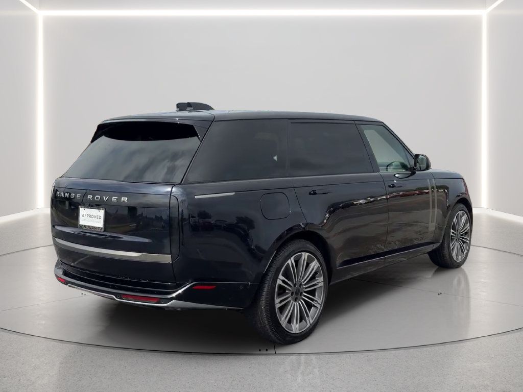 Used 2026 Land Rover Range Rover Long Wheelbase Autobiography AWD/4WD image 5