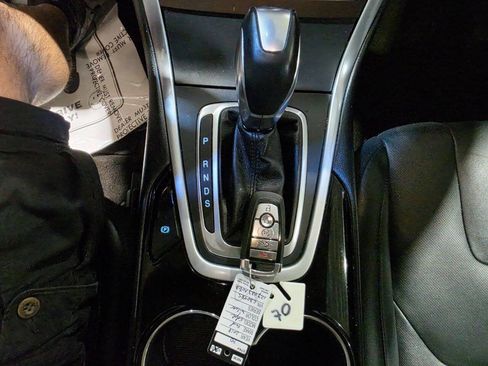 Used 2018 Ford Edge Titanium w/ Equipment Group 301A FWD image 36